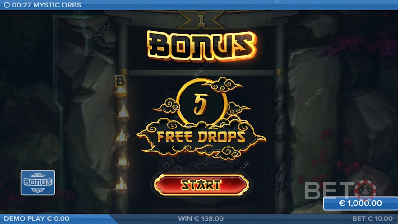 Bonus Oyunu etkinleştirmek ve 5 Ücretsiz Döndürme kazanmak için 5 Küre sembolü denk getirin