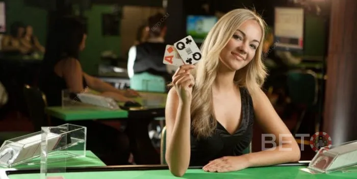 Masa oyunlarına karşı klasik oyunlar. Online oynanan casino kart oyunlarında resmi kurallar.